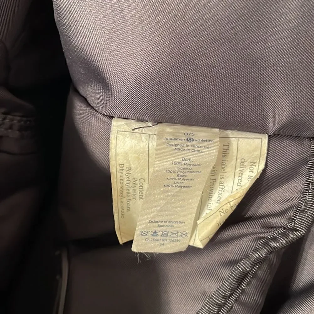 Lululemon Fitness Gym Bag.